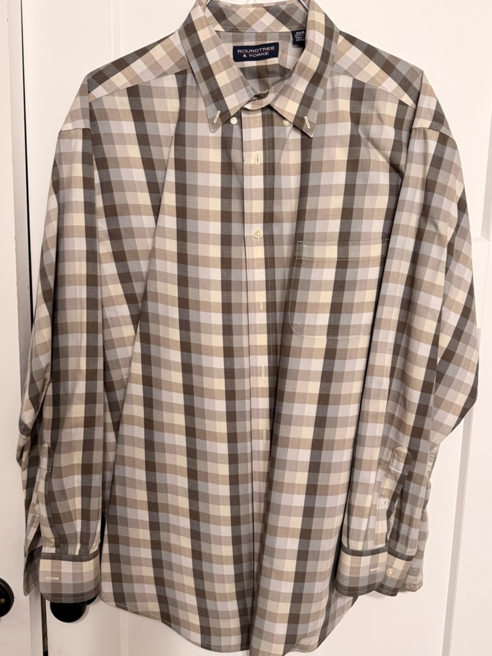 Roundtree & Yorke Men’s Plaid Button-Down Shirt - Beige, Brown, White